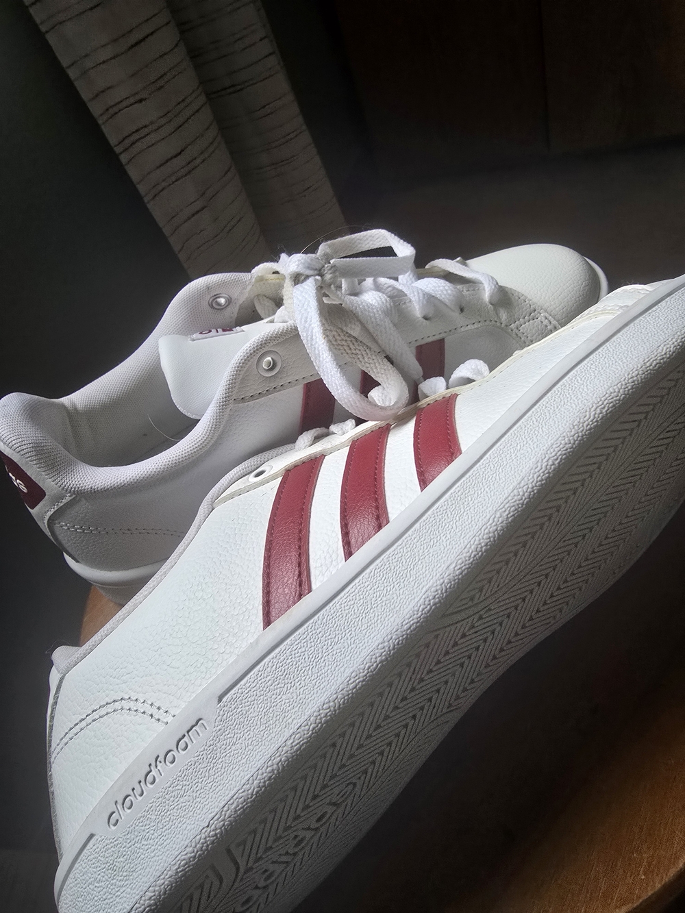 ADIDAS Sneakers with Red Stripes - - Picture 2 of 2